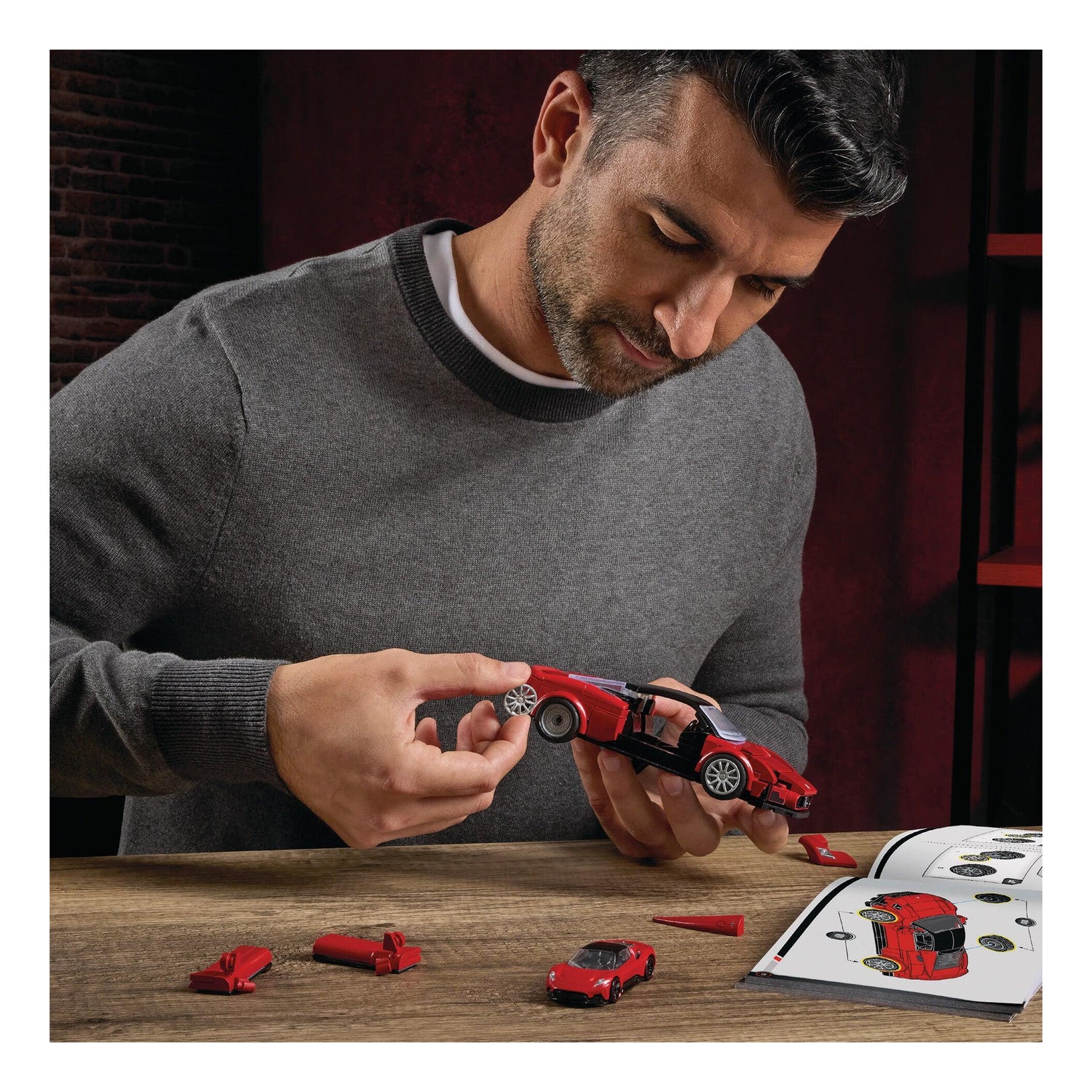 Hot Wheels - Kit de Construção Maserati MC20 250 Peças