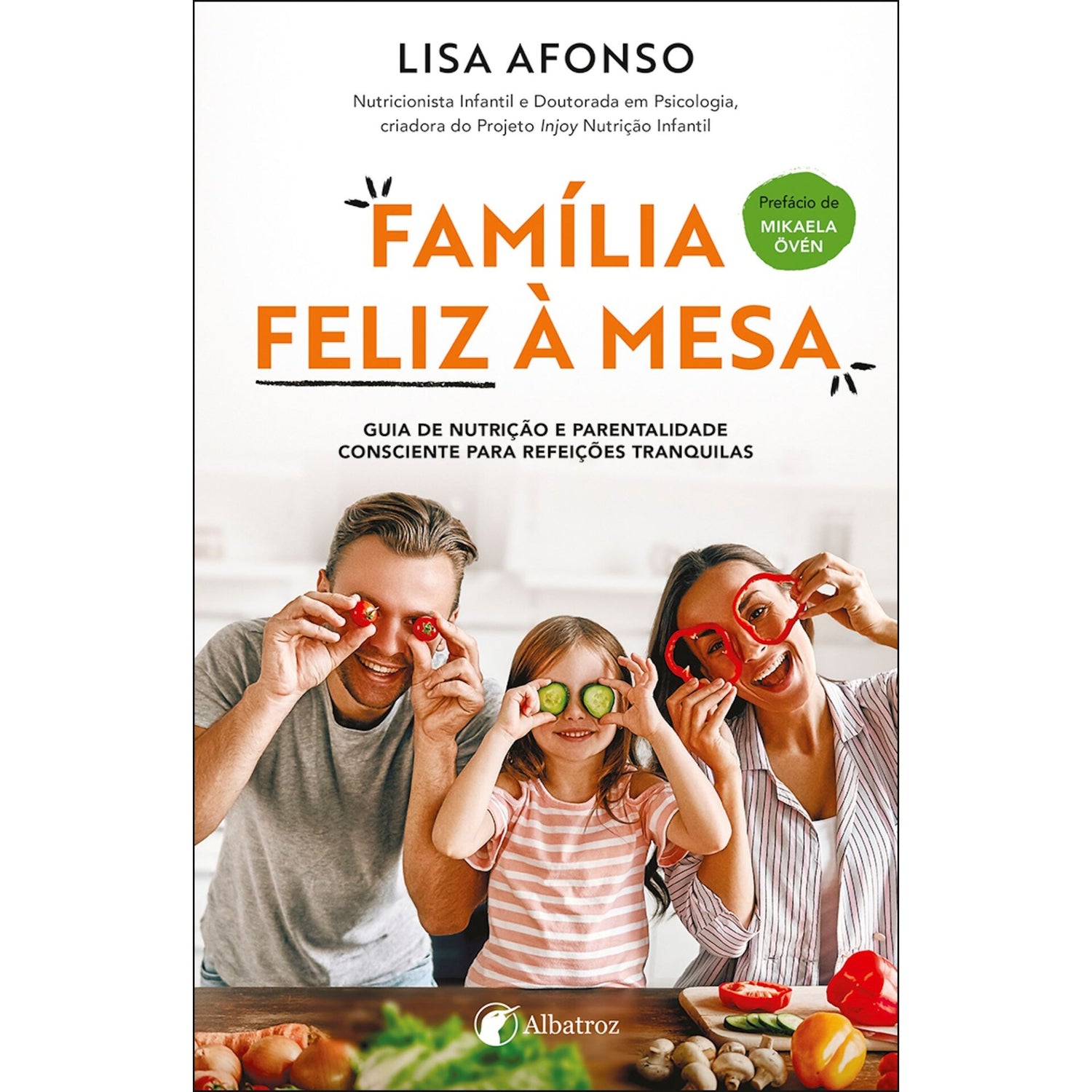 Família Feliz À Mesa de Lisa Afonso
